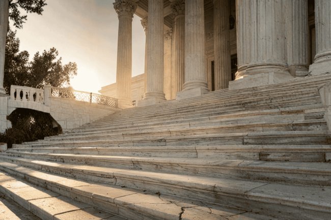 The Power of Resolution: Navigating Banking Complaints
