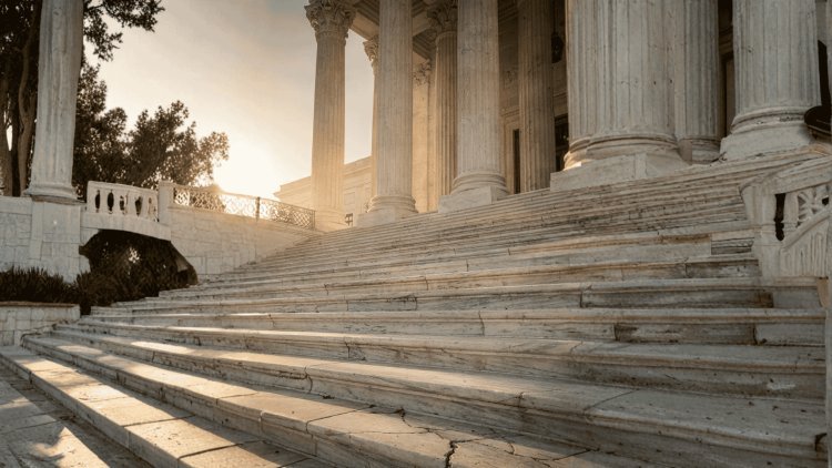 The Power of Resolution: Navigating Banking Complaints